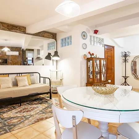 Red House 2- With Terrace * Oporto