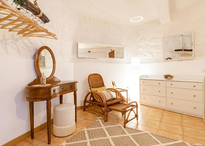 Red House 2- With Terrace