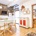 Apartman Red House 2- With Terrace Porto