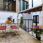 Apartman Red House 2- With Terrace *